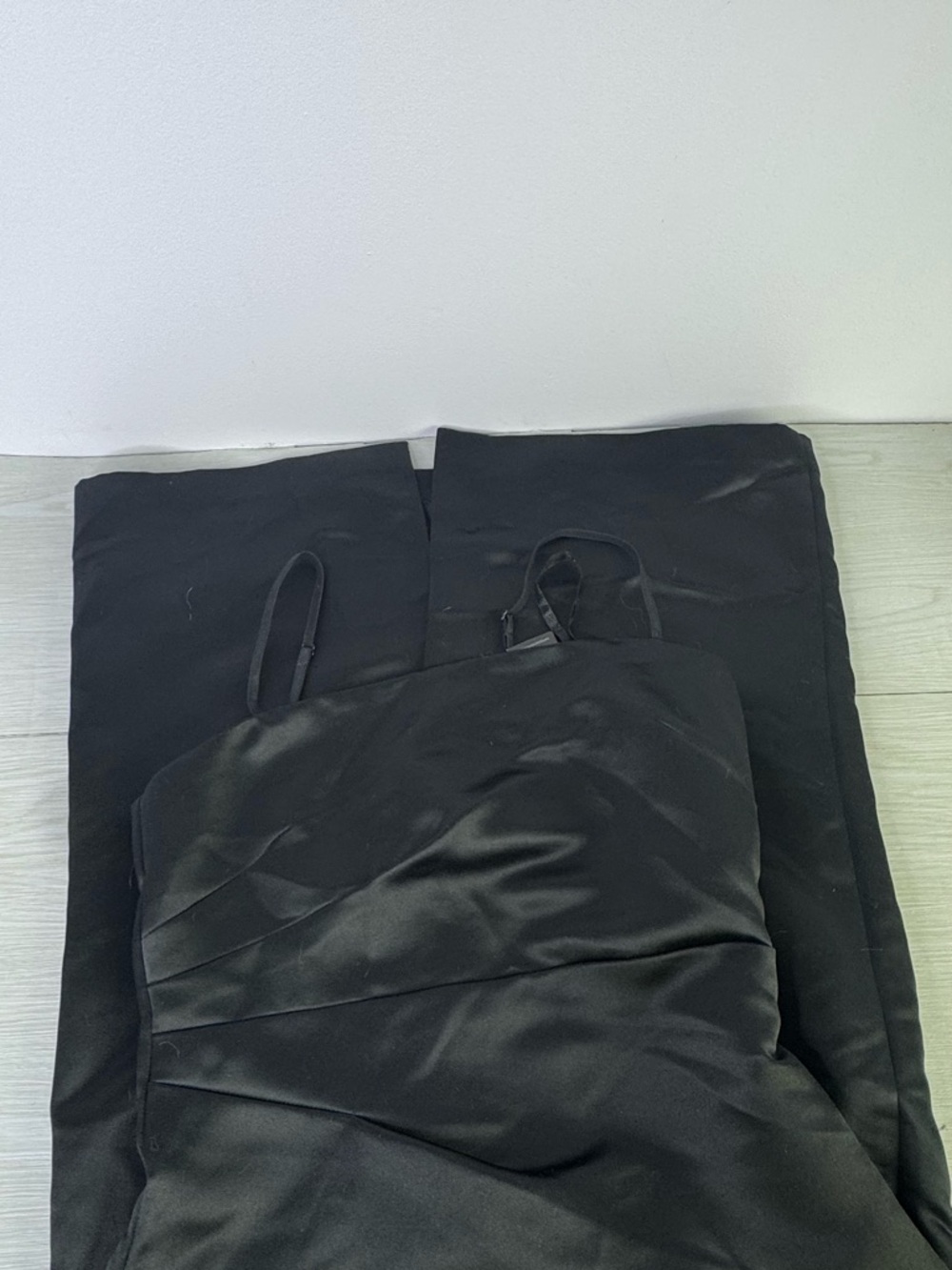 NWT Express Black Satin Y2K Dress size 1/2 - Picture 3 of 5